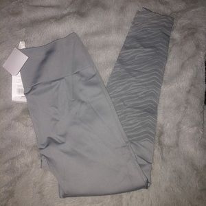 Fabletics Yoga Pants Size L